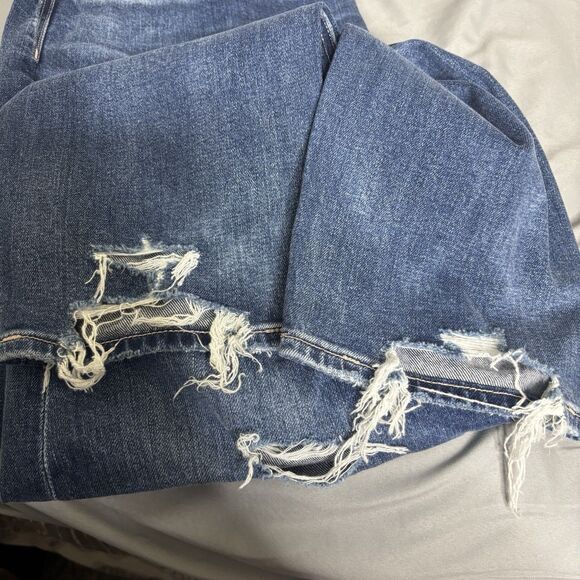 American Eagle Outfitters Mom Blue Jeans Womens 16 Distressed Embroidered - Picture 15 of 15